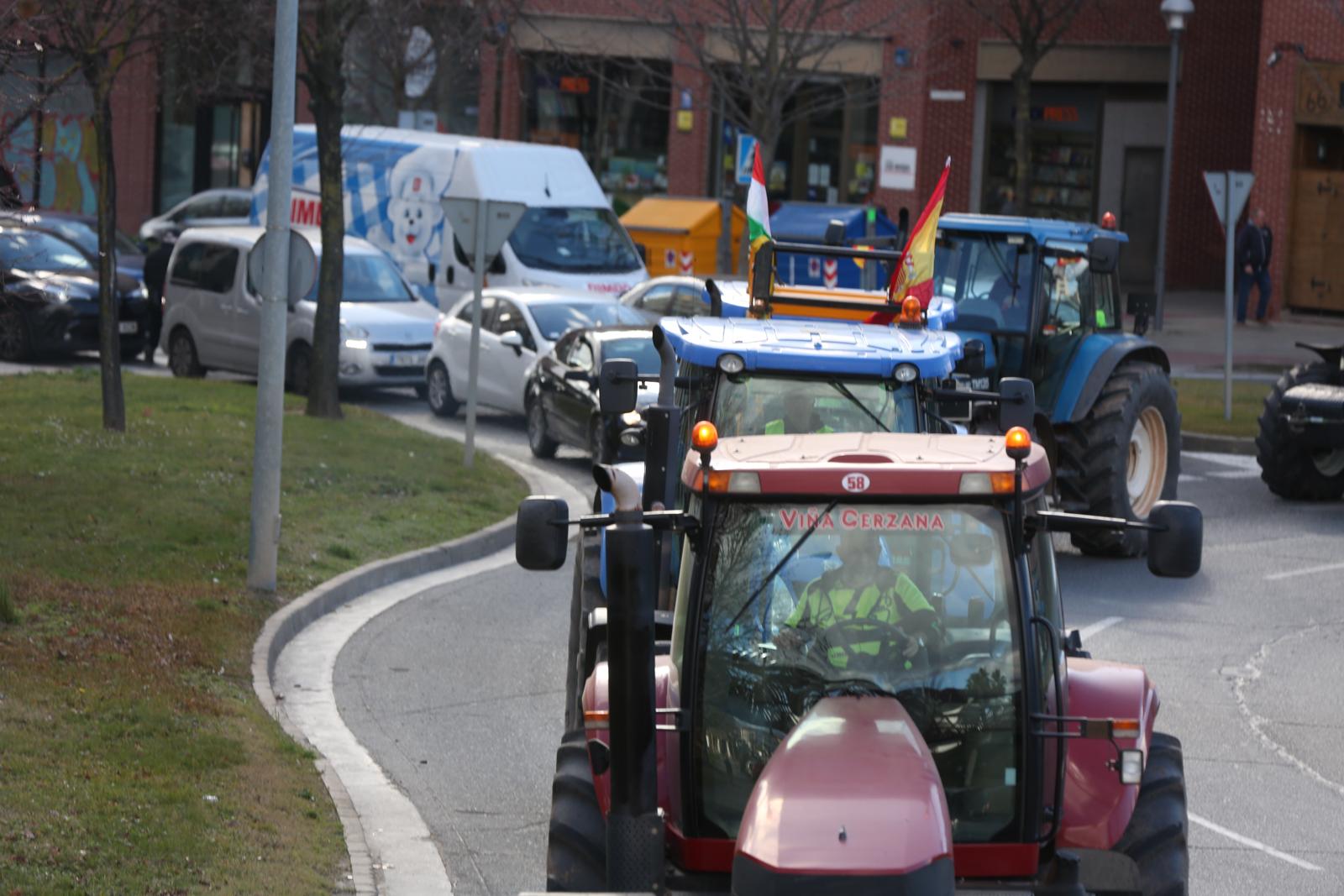 Las imágenes de la tractorada de este lunes