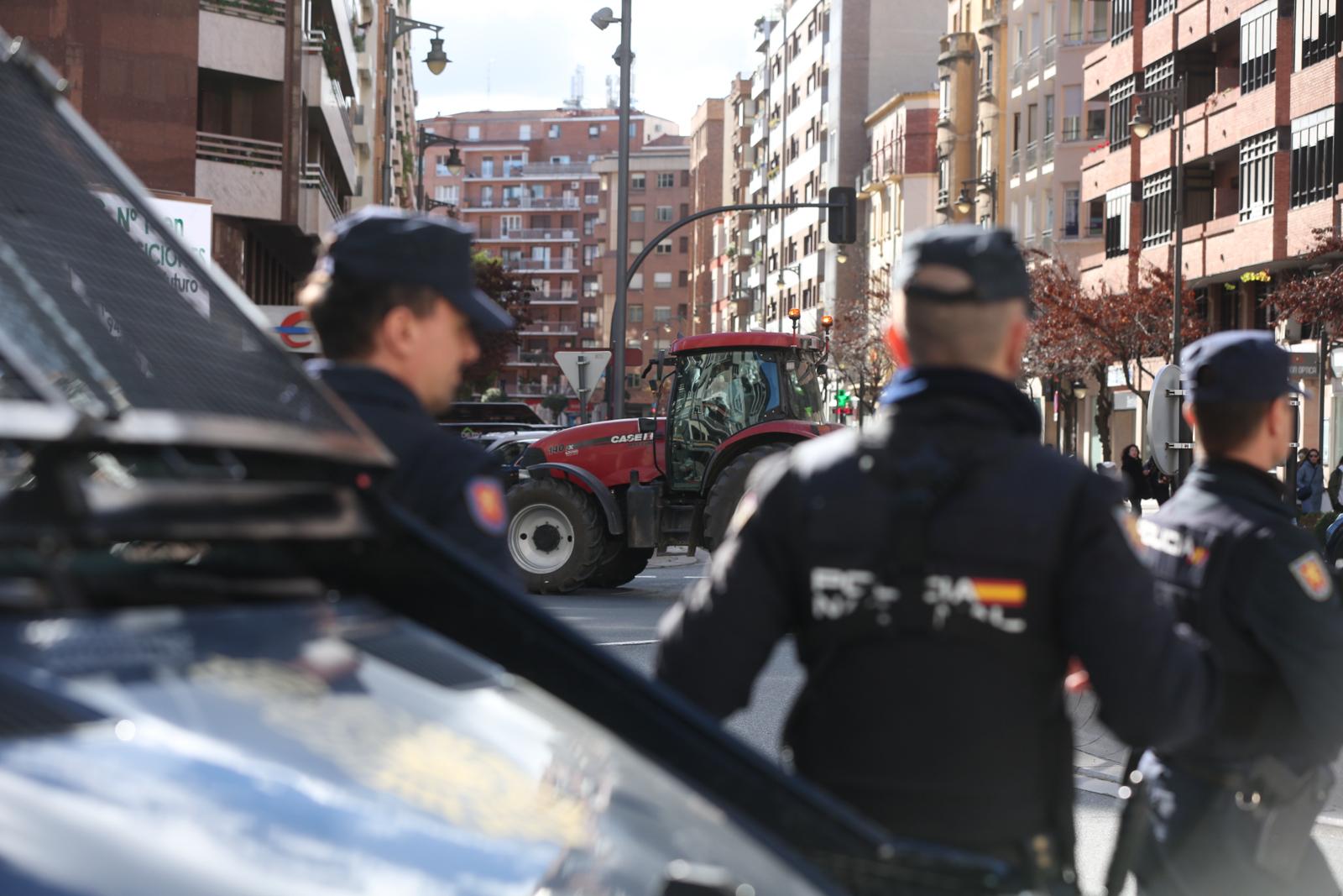 Las imágenes de la tractorada de este lunes