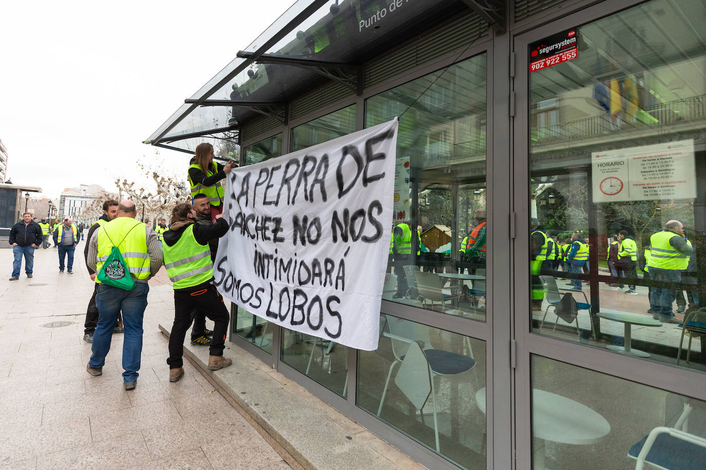 La protesta de los &#039;chalecos amarillos&#039; de este jueves, en imágenes (I)