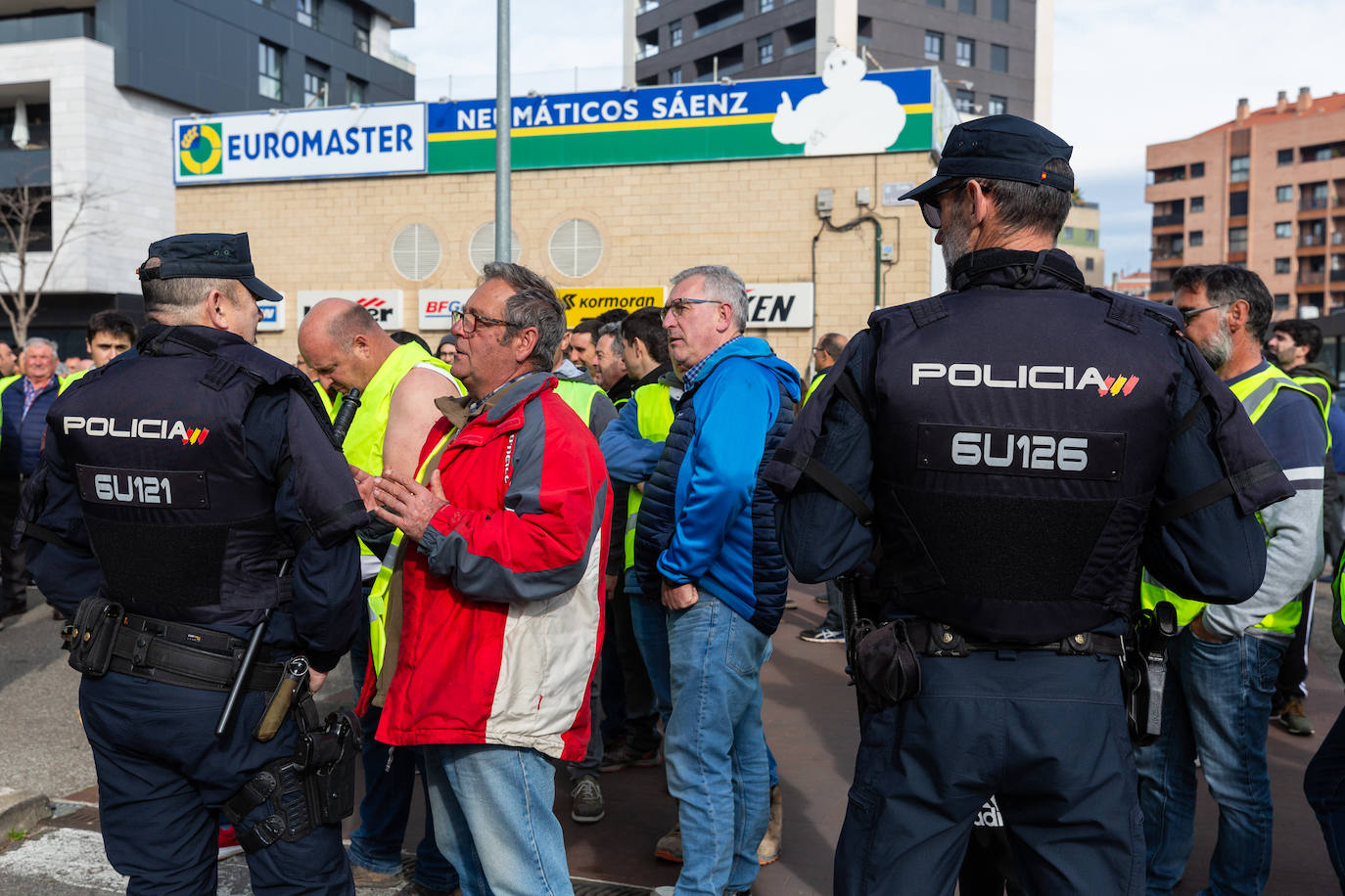 La protesta de los &#039;chalecos amarillos&#039; de este jueves, en imágenes (II)