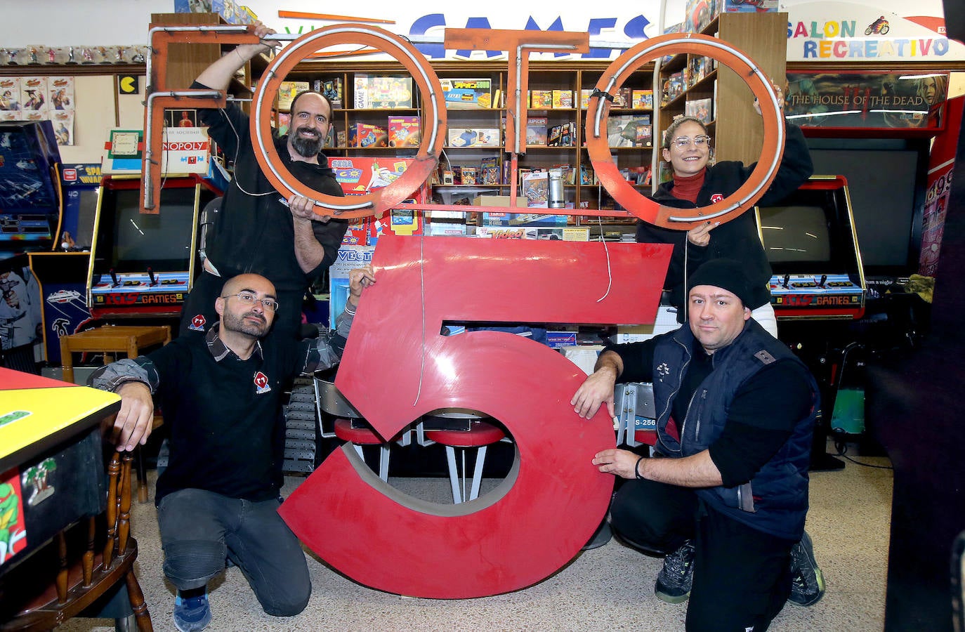 'Foto 5', clásico cerrado tras 30 años en Vara de Rey.