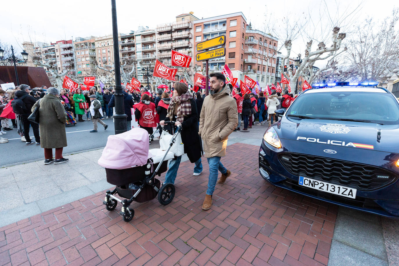 La manifestación contra la amnistía a las residencias, en imágenes