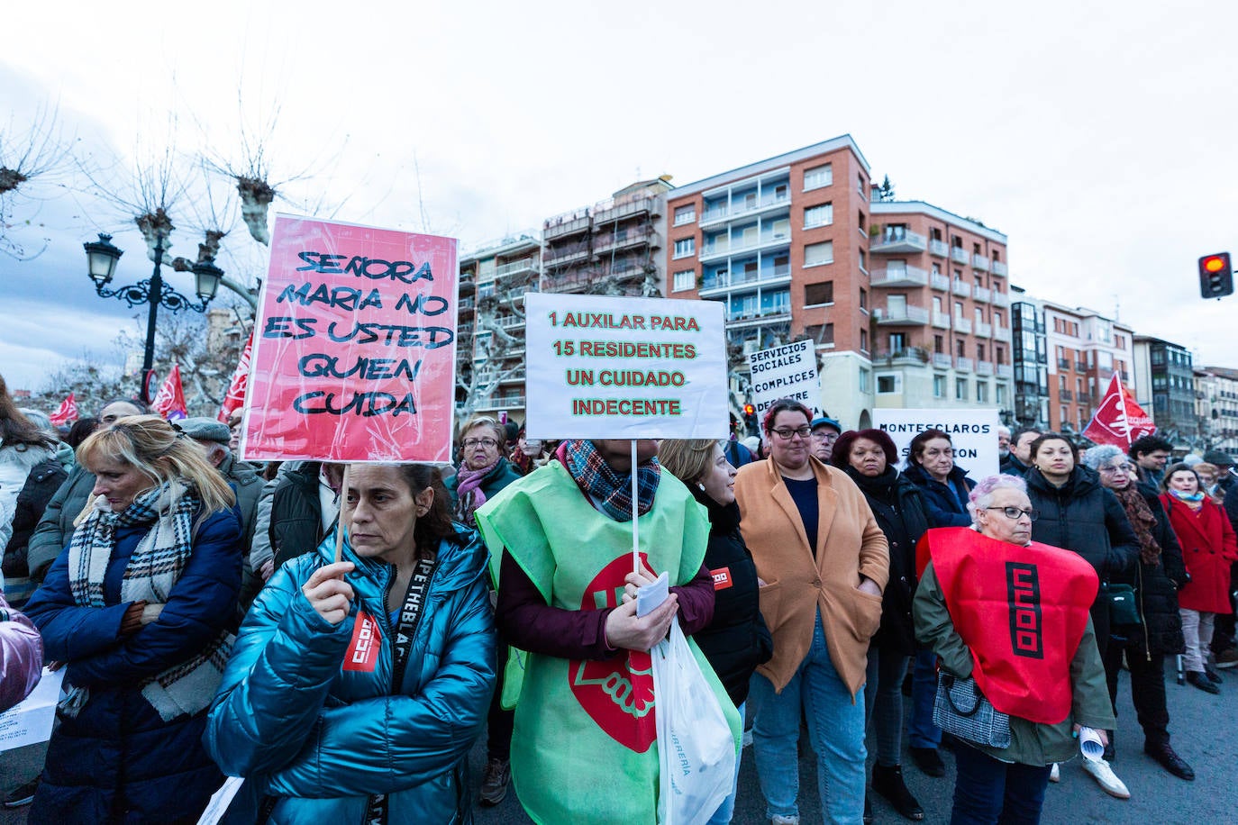 La manifestación contra la amnistía a las residencias, en imágenes