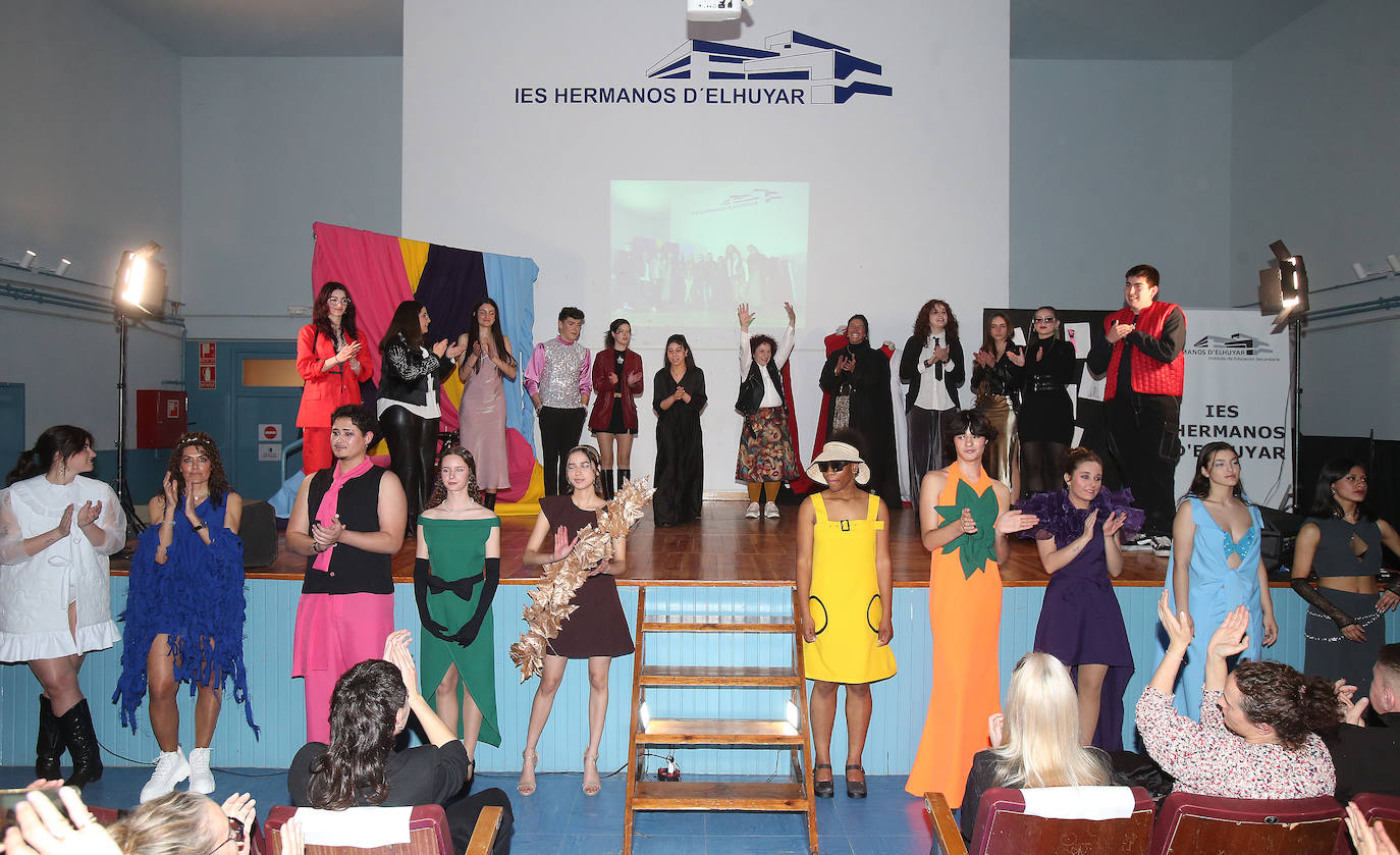 Las creaciones de los futuros modistas de D´Elhuyar, en imágenes