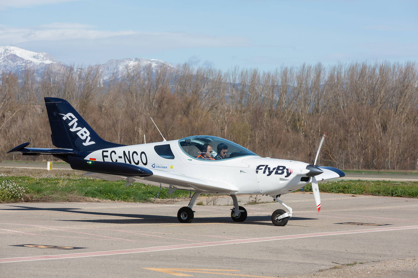 Primer día en la escuela de pilotos de Agoncillo