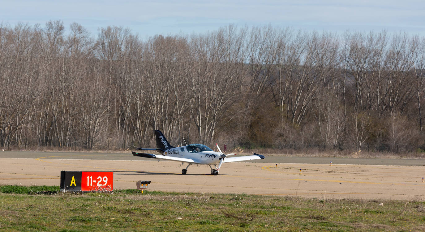 Primer día en la escuela de pilotos de Agoncillo