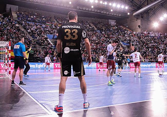 Diciembre de 2014. El Logroño recibe al Kiel con un llenazo.