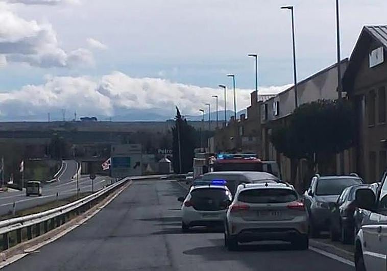 Guardia Civil y Bomberos, en el lugar del suceso, el pasado viernes día 1.