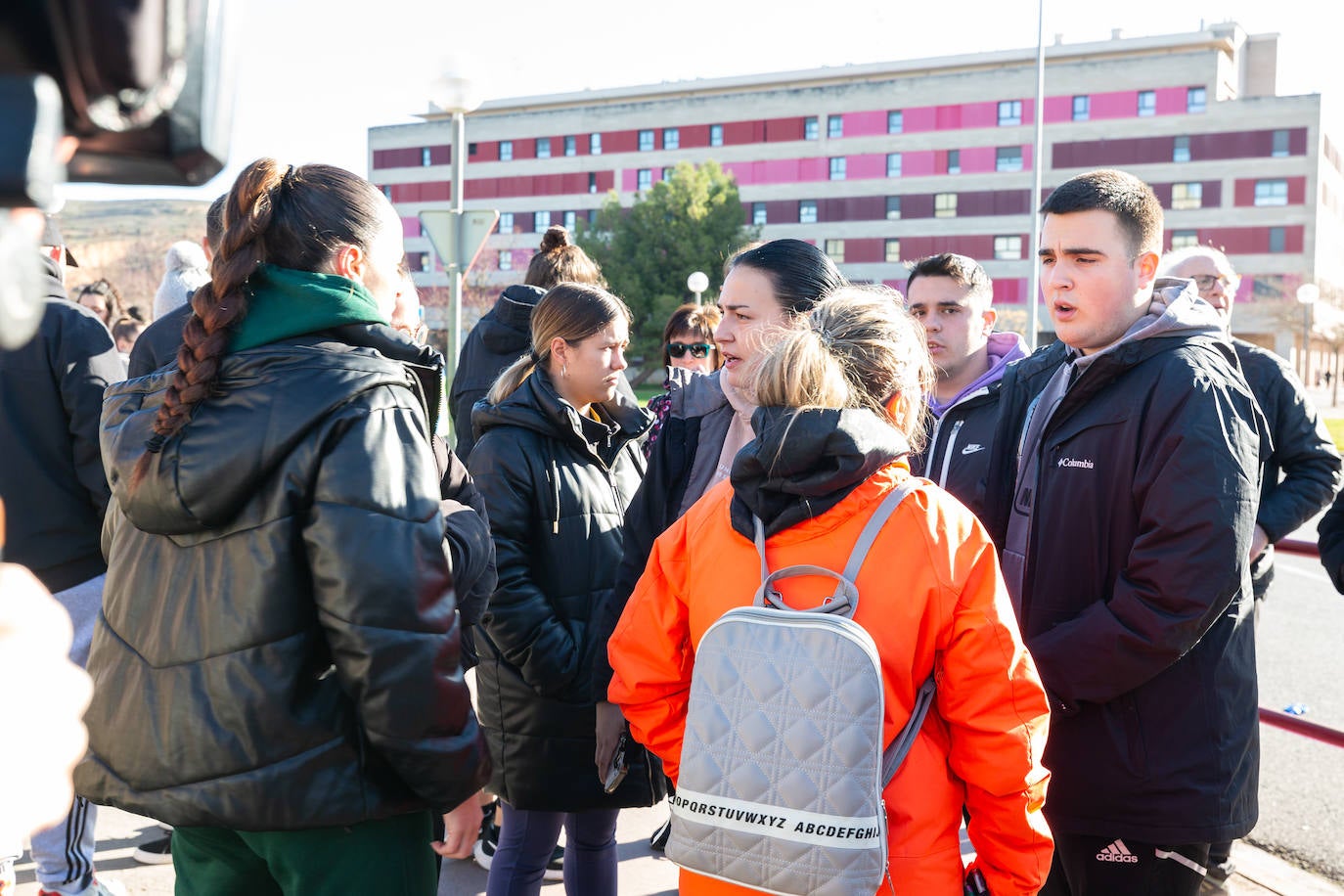 Más de 200 personas ayudan en la búsqueda de Javier Márquez en Logroño