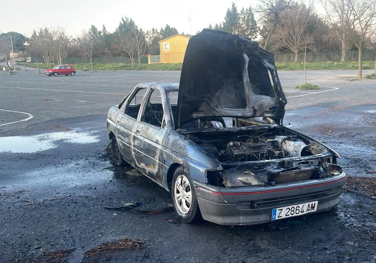 Arde un coche en Calahorra | La Rioja