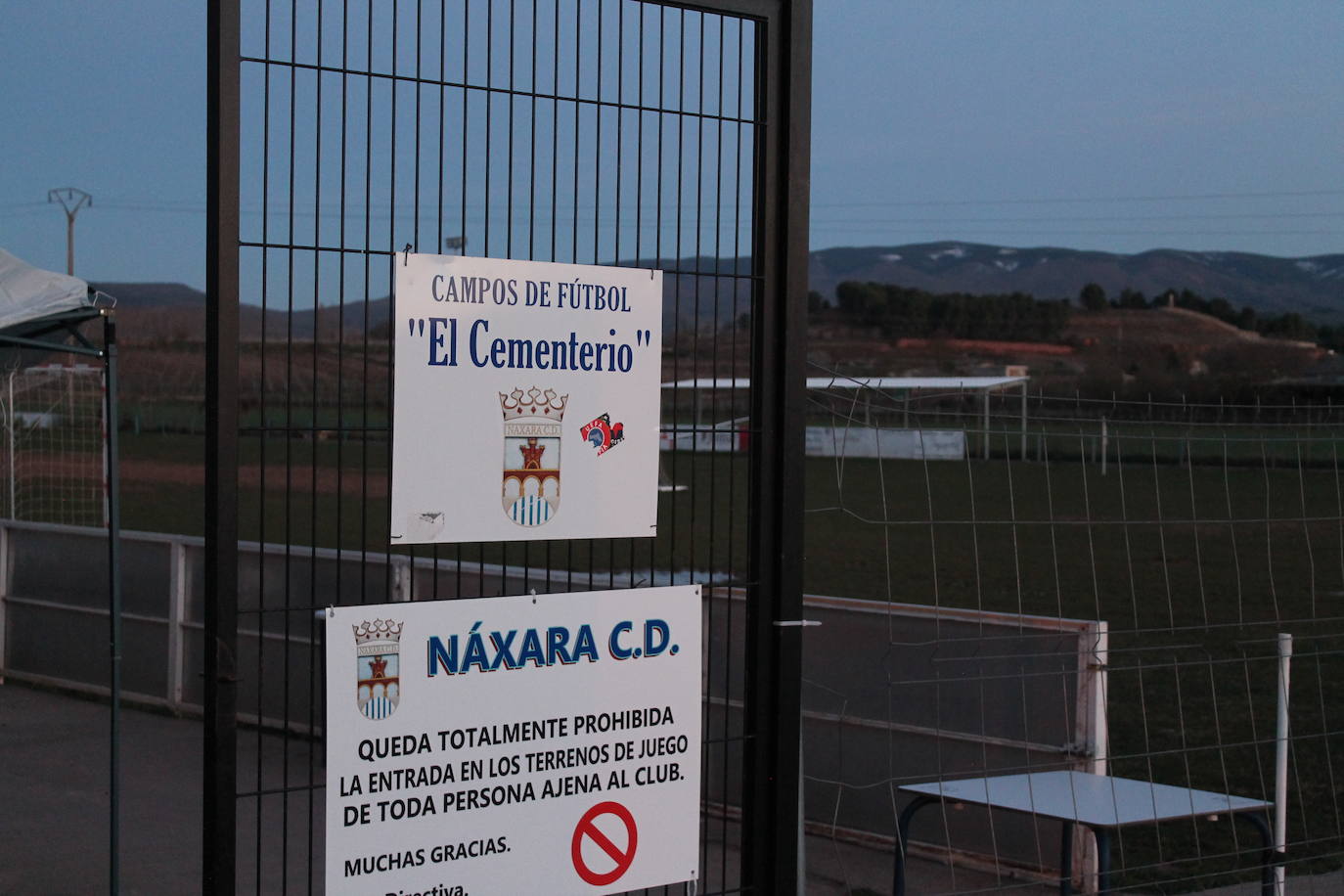 Mal estado de los campos de fútbol de &#039;El Cementerio&#039;