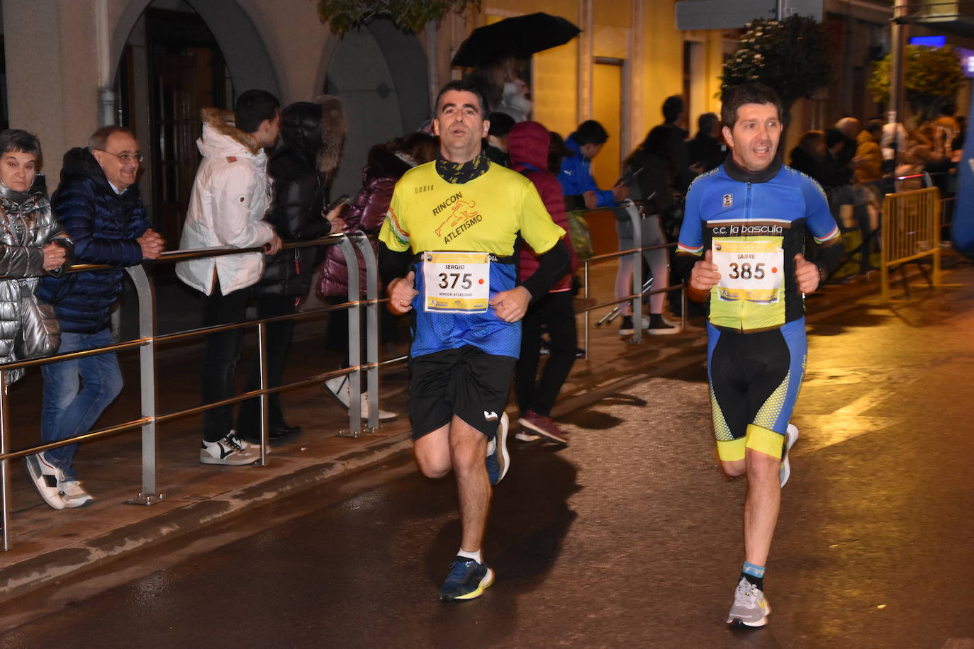García y Navascués ganan la carrera nocturna de Rincón