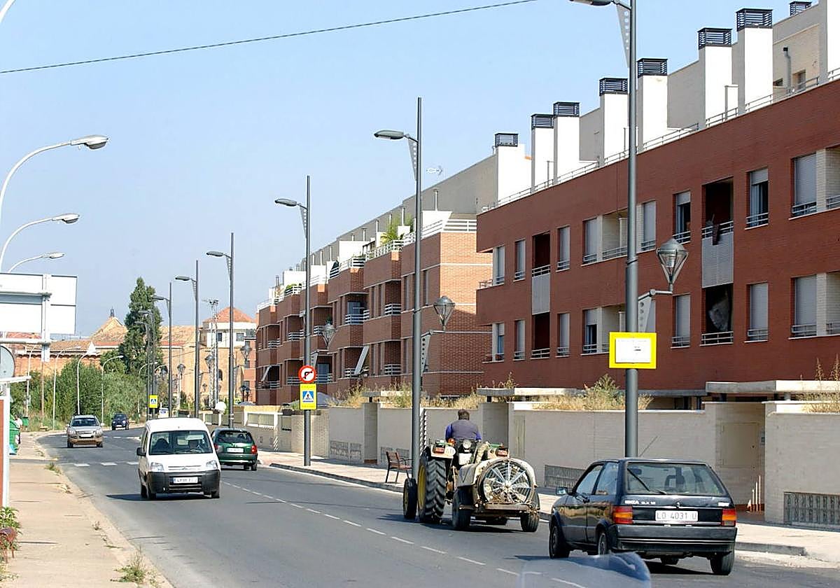 Piden seis años y medio de prisión para el promotor del Edificio Alfil de Lardero por estafa continuada