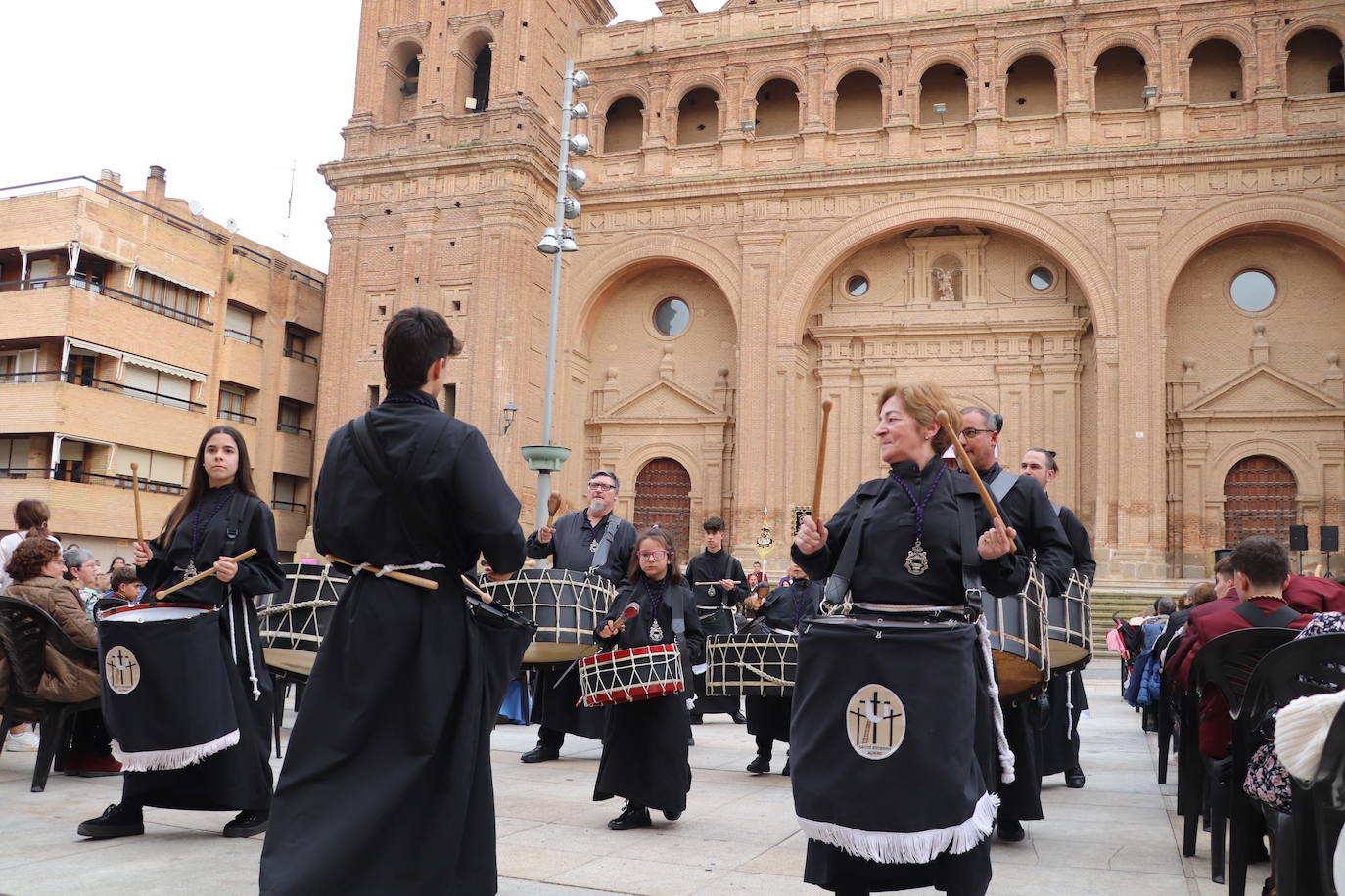 XI Exaltación Tambores y Bombos de Alfaro, en imágenes