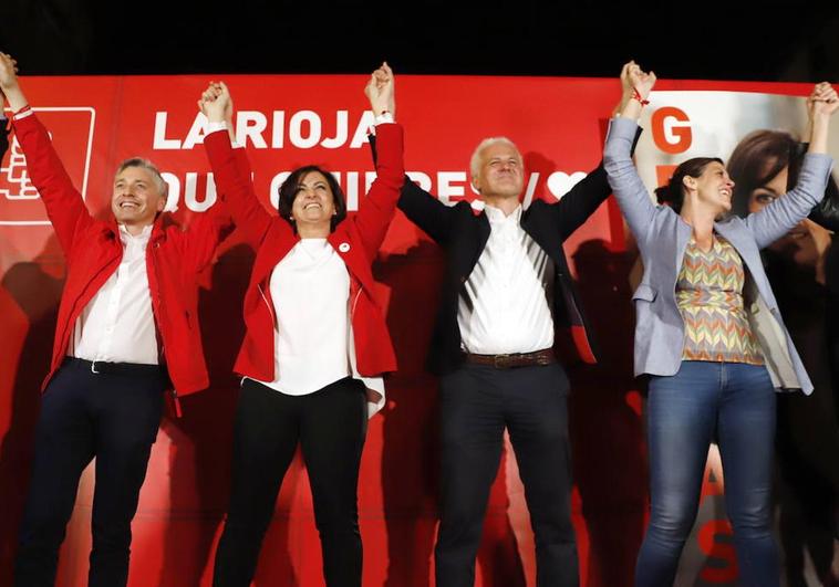 Francisco Ocón, Concha Andreu, Pablo Hermoso de Mendoza y María Marrodán festejan los triunfos electorales de 2019