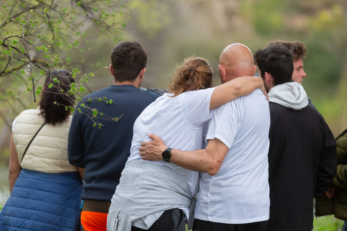 Imágenes de dolor tras la aparición del cuerpo de Javier Márquez