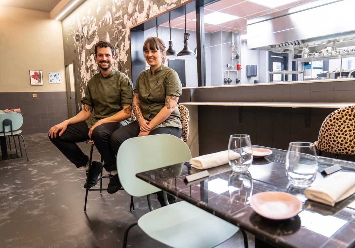 Beatriz y Rodrigo Fernández, en el restaurante.