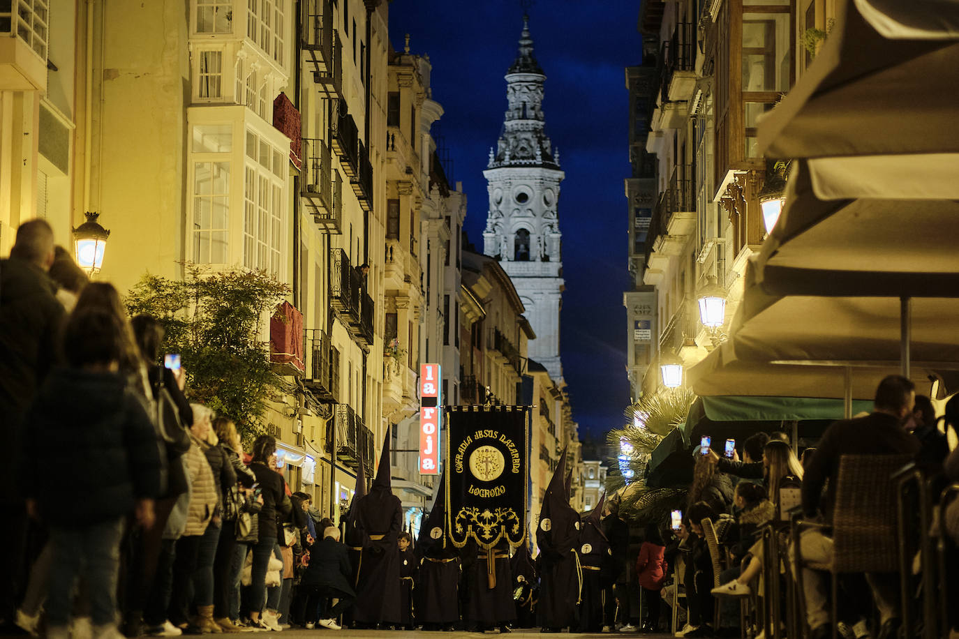 Jesús camino del Calvario, en imágenes