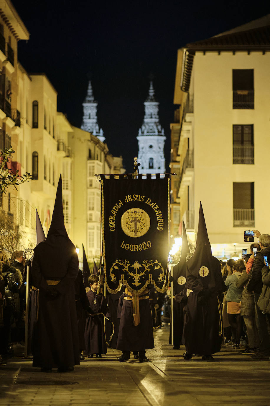 Jesús camino del Calvario, en imágenes