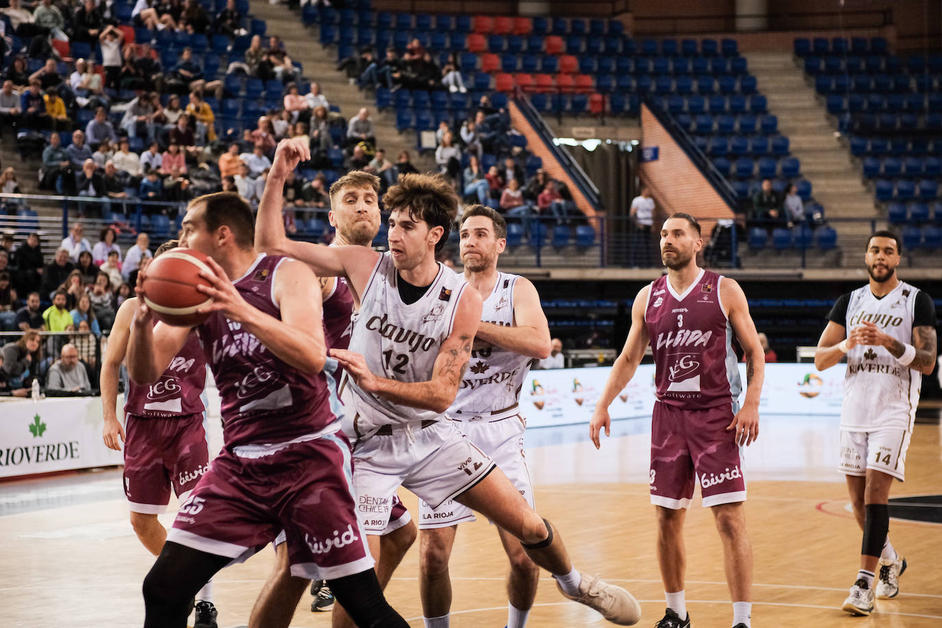 El partido entre el Clavijo y el Lleida, en imágenes