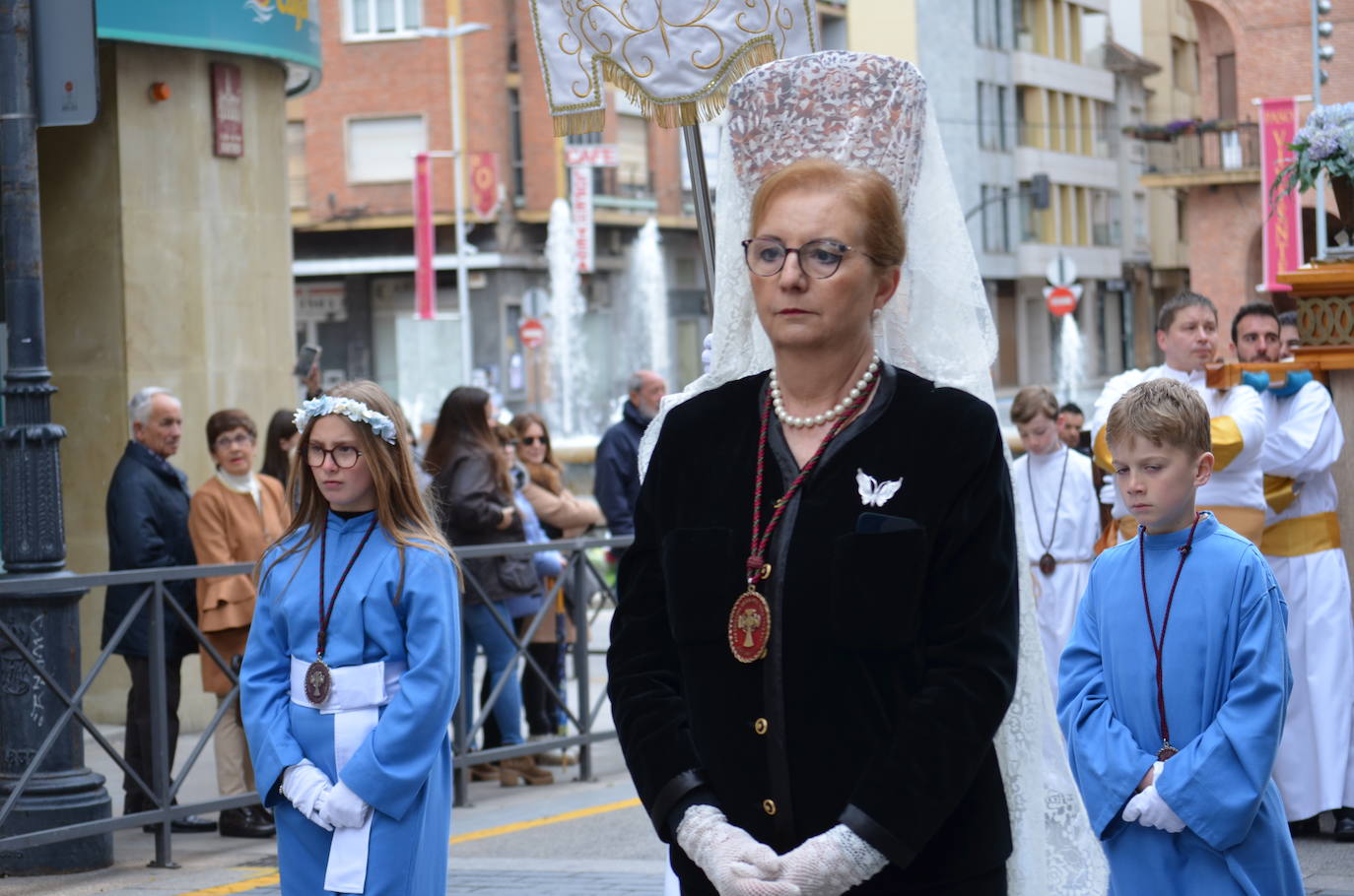 Las imágenes del encuentro entre la virgen Gloriosa y Cristo Resucitado en Calahorra