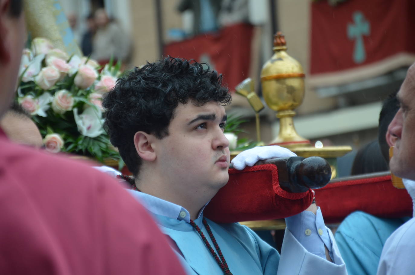 Las imágenes del encuentro entre la virgen Gloriosa y Cristo Resucitado en Calahorra