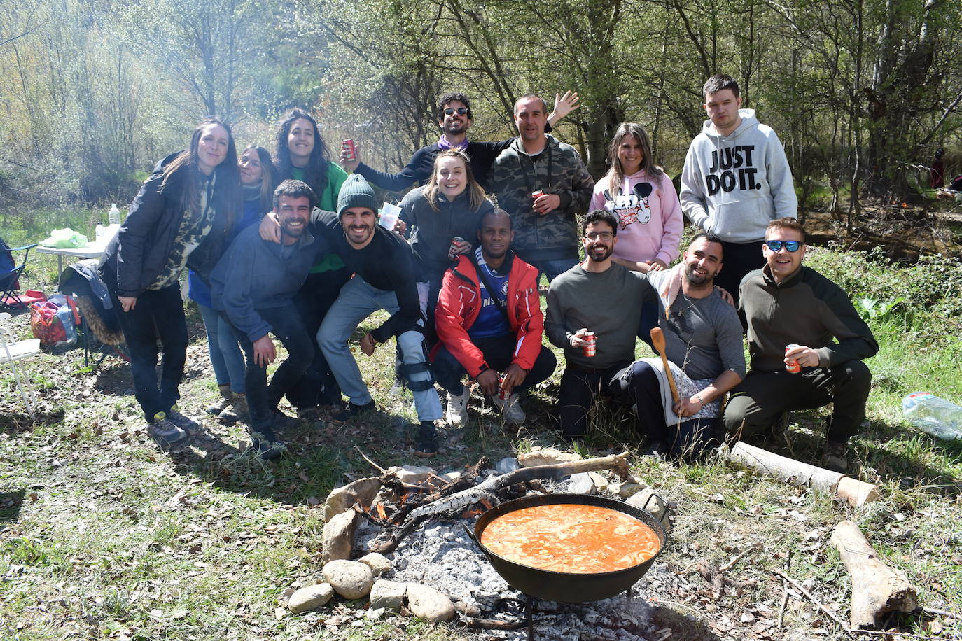 Las imágenes de las cuadrillas en el prado de Clunia de Aguilar