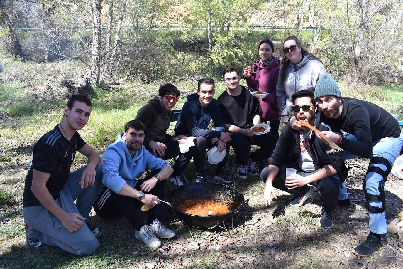Las imágenes de las cuadrillas en el prado de Clunia de Aguilar