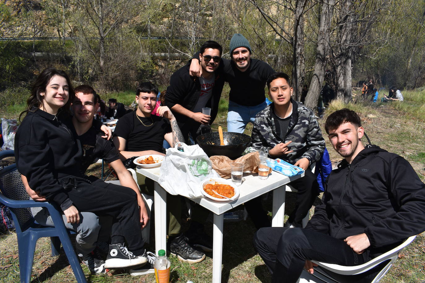 Las imágenes de las cuadrillas en el prado de Clunia de Aguilar