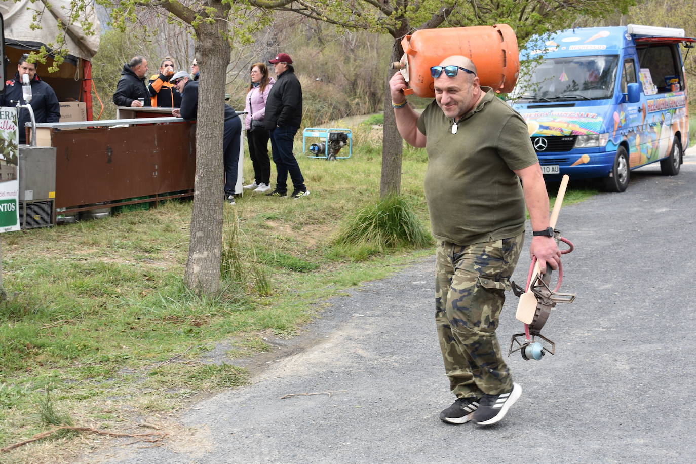 Las imágenes de las cuadrillas en el prado de Clunia de Aguilar