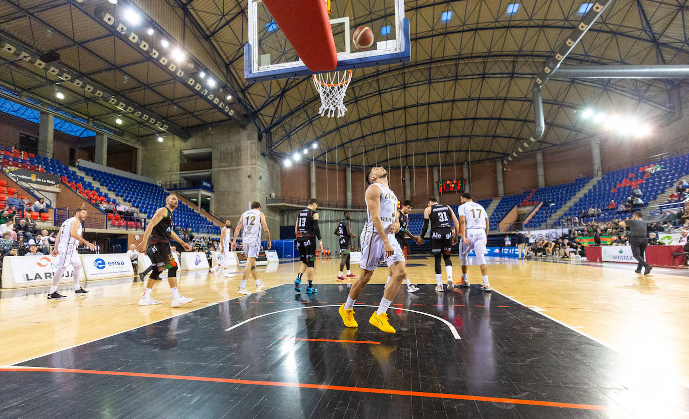 Las imágenes del partido Clavjo-Cantabria