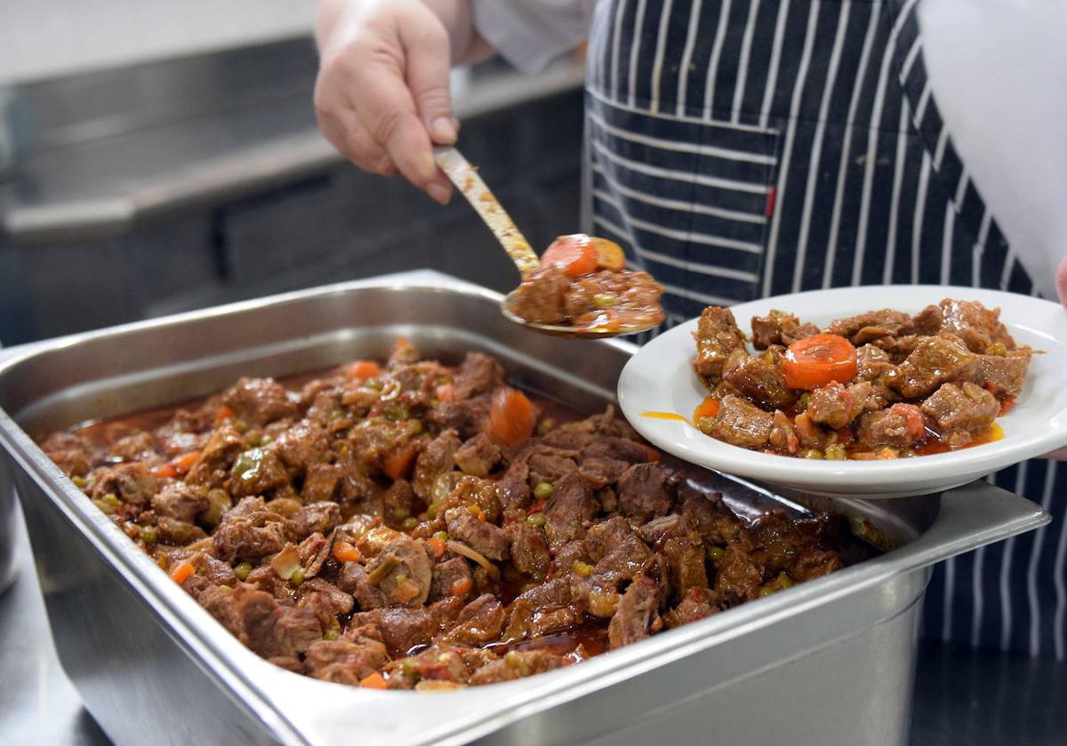 «Preocupación» en la Cocina Económica: se incrementan en un 28% los menús entregados