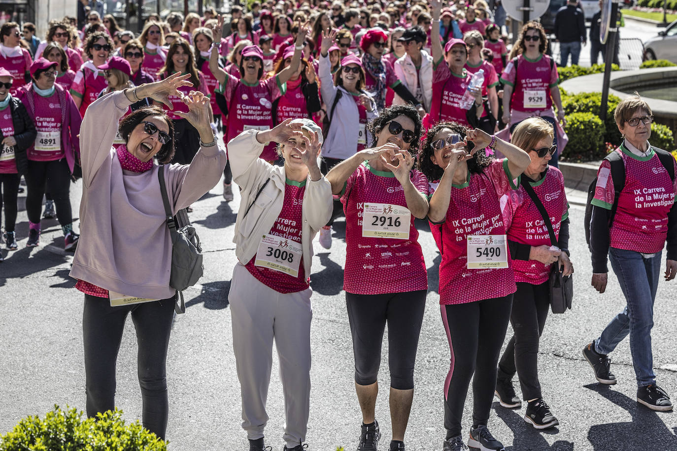 Las imágenes de la Carrera de la Mujer (I)