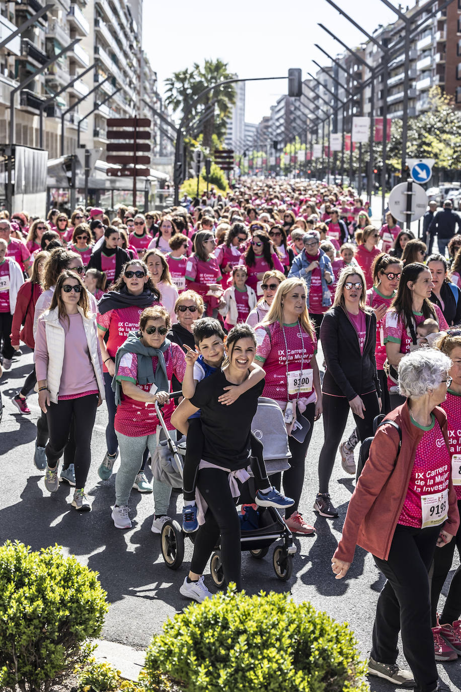 Las imágenes de la Carrera de la Mujer (I)