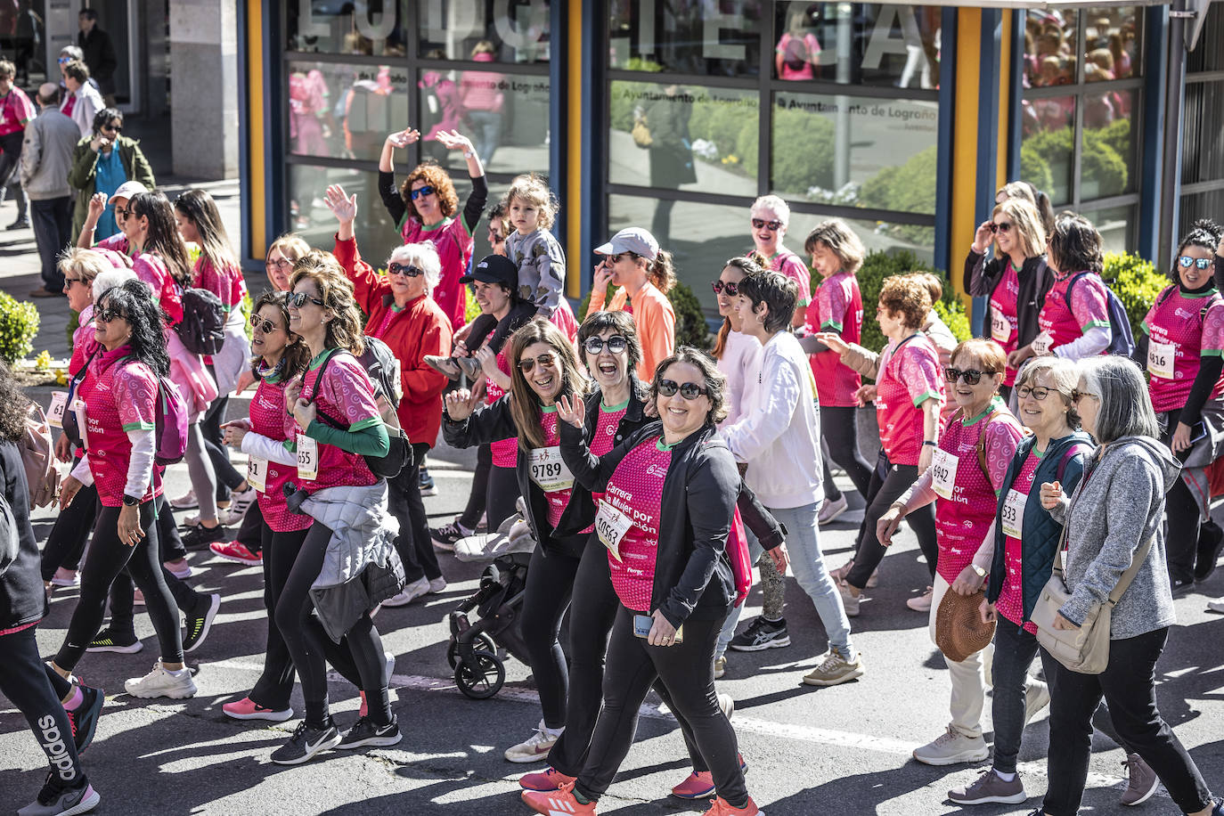 Las imágenes de la Carrera de la Mujer (I)