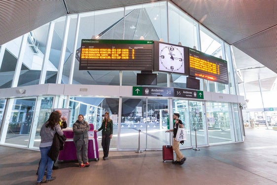 Vestíbulo de la estación de trenes de Logroño