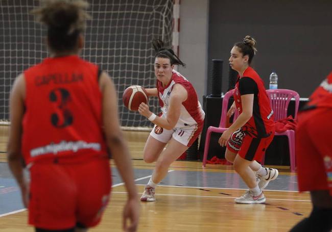 Carla Zabala, en una acción en la fase de ascenso en Utebo.