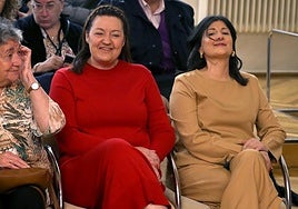 Esther Espinosa y Eva Loza, esta mañana.