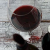 El consumo mundial de vino retrocede el 7,5% desde 2018 tras bajar otro 2,6%