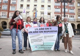Concentración para recordar a la mujer fallecida en el Tres Marqueses.
