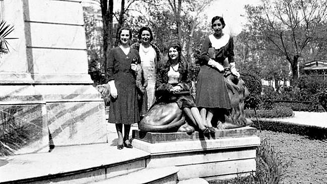 Imagen antes - A lomos de leones