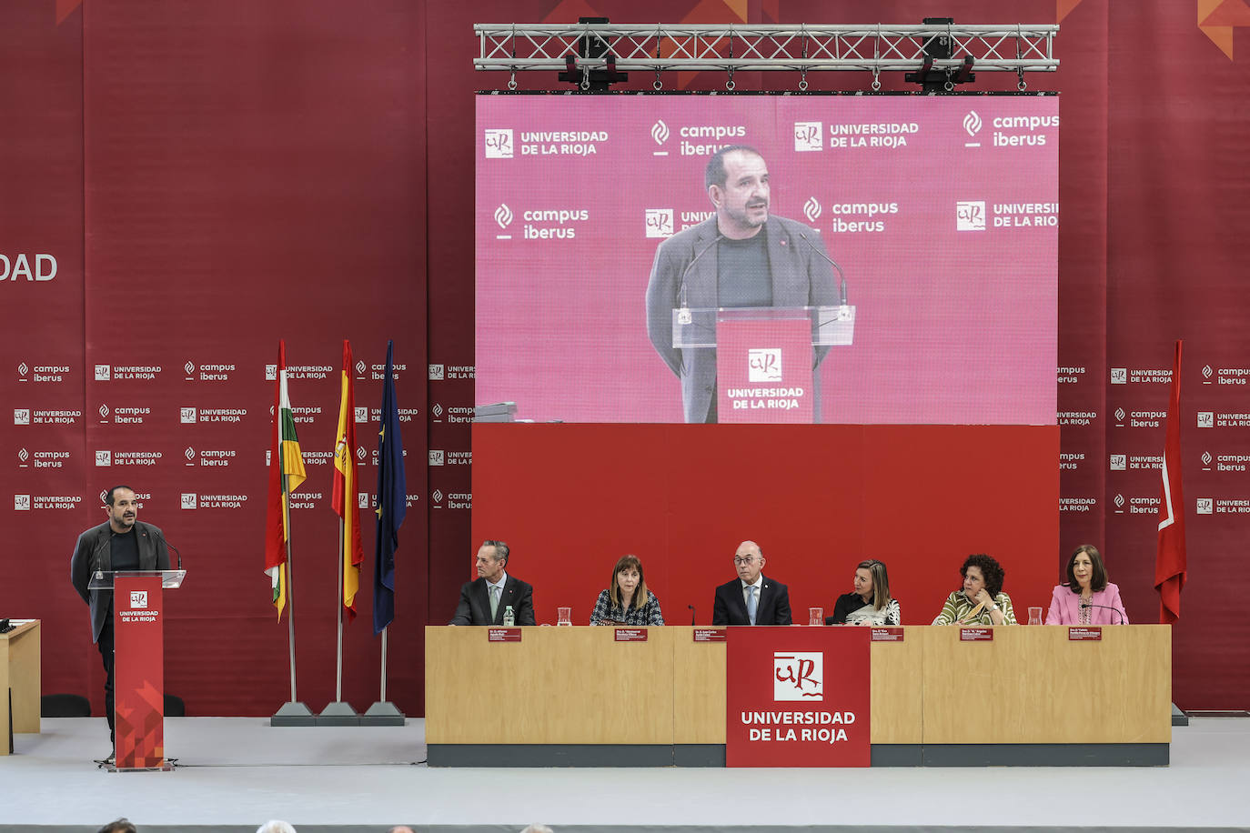 Reconocimientos en la Universidad de La Rioja en su su XXXII aniversario