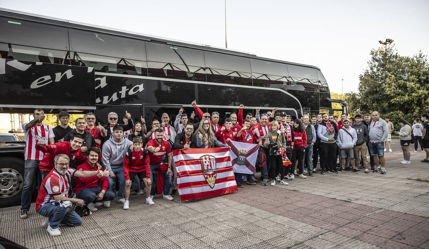 Las imágenes de la afición de la UDL en Guijuelo