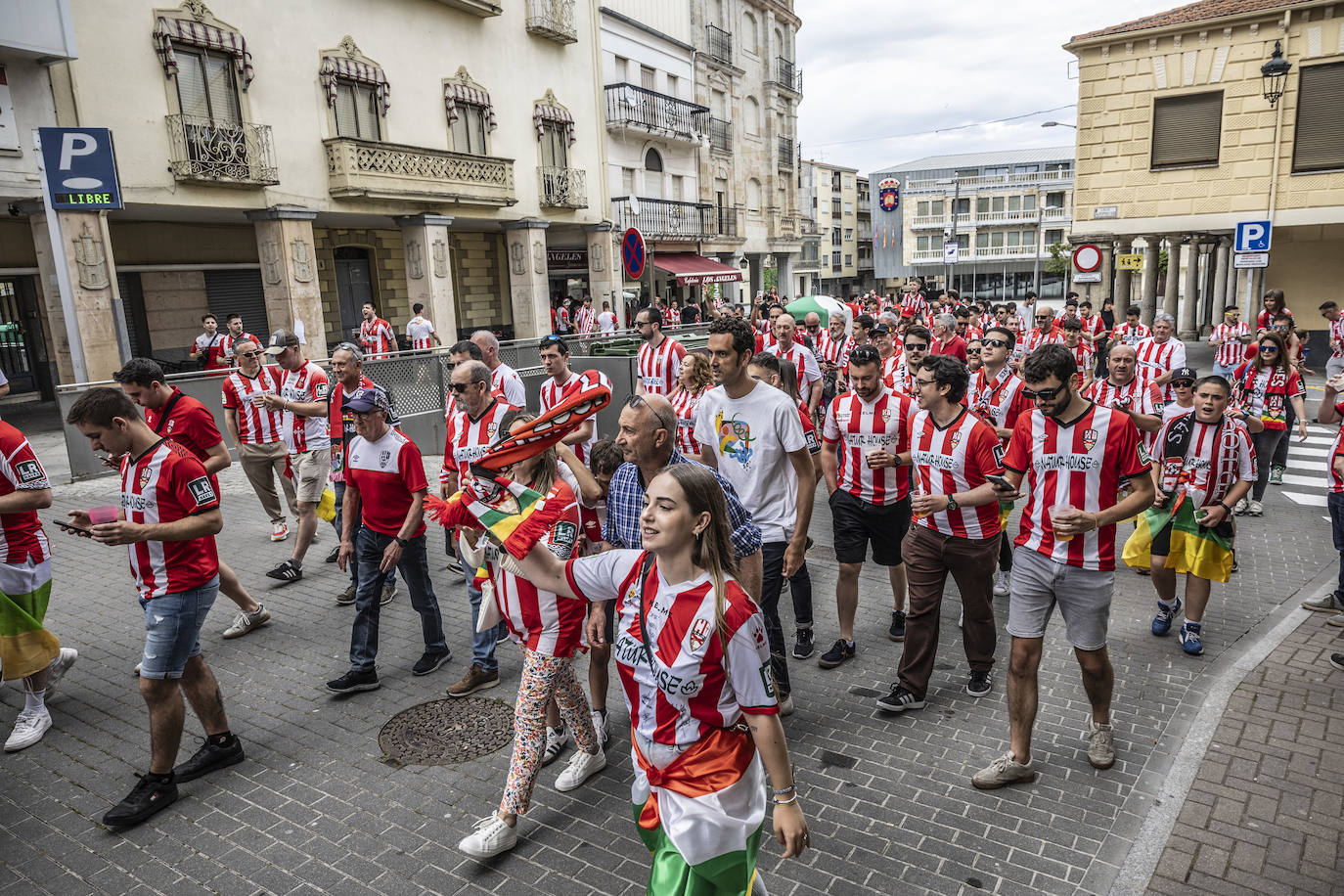 Las imágenes de la afición de la UDL en Guijuelo