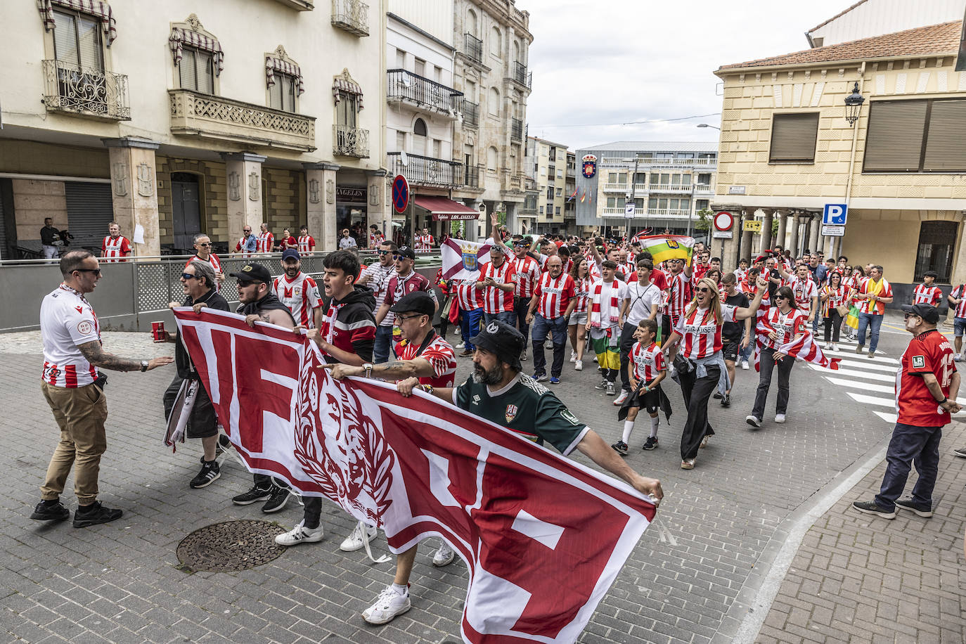 Las imágenes de la afición de la UDL en Guijuelo