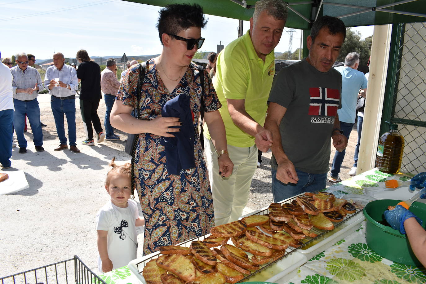 Fiesta del trujal en Igea con 1.500 tostadas para disfrutar