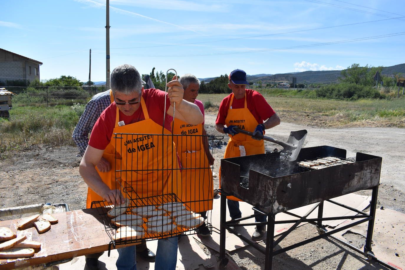 Fiesta del trujal en Igea con 1.500 tostadas para disfrutar