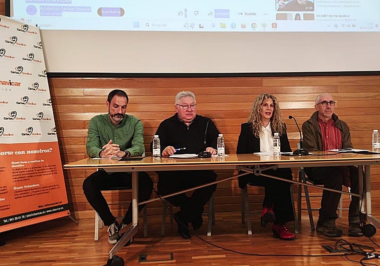 David Remírez, José Andrés Pérez, Isabel Ribote y José García Vaquero, de Fundación Cáritas Chavicar, este martes en la Casa de los Periodistas