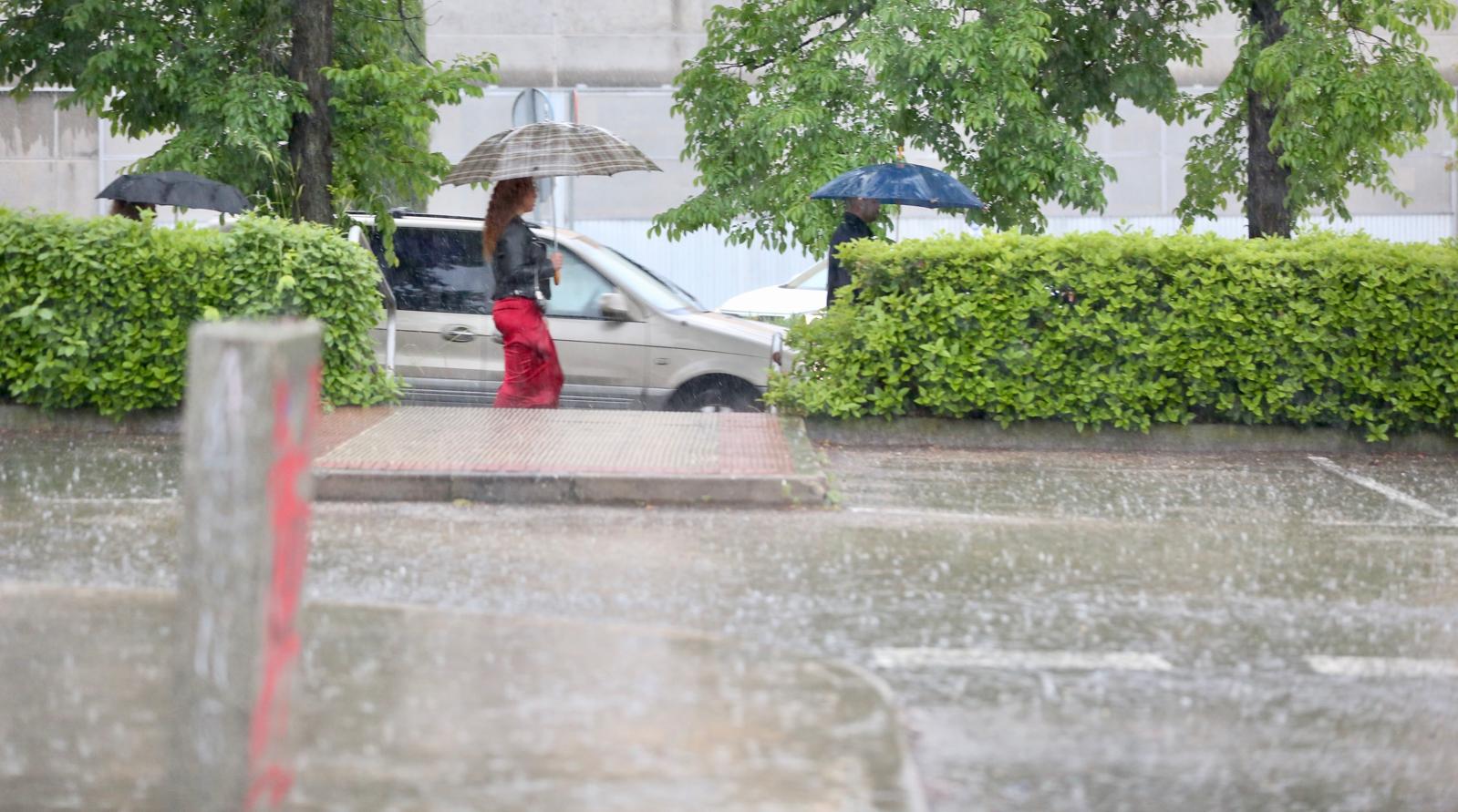 Intensa tormenta sobre Logroño