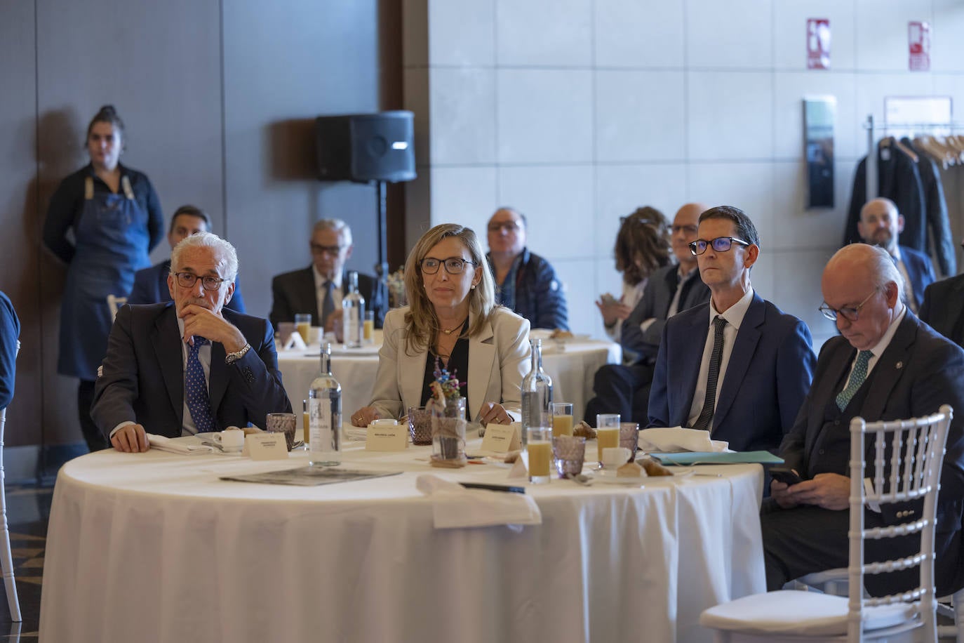 El economista Aldo Olcese participó en el foro económico de Diario LA RIOJA